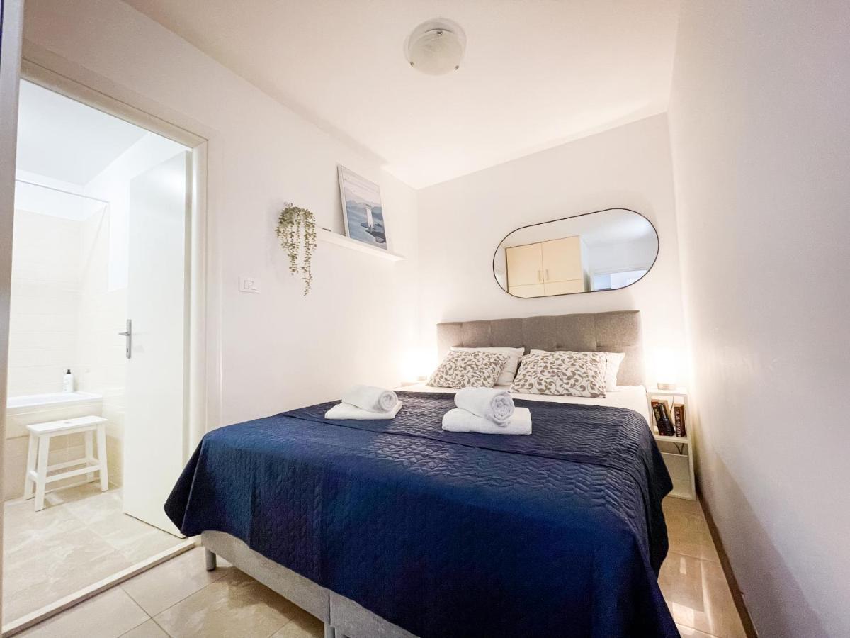 Apartment Zenta With Free Private Parking สปลิท ภายนอก รูปภาพ