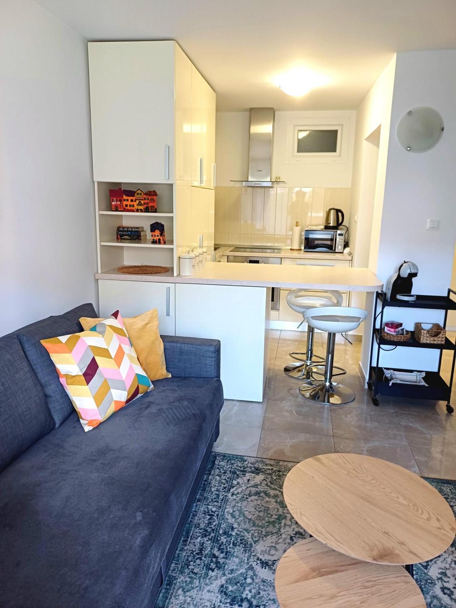 Apartment Zenta With Free Private Parking สปลิท ภายนอก รูปภาพ