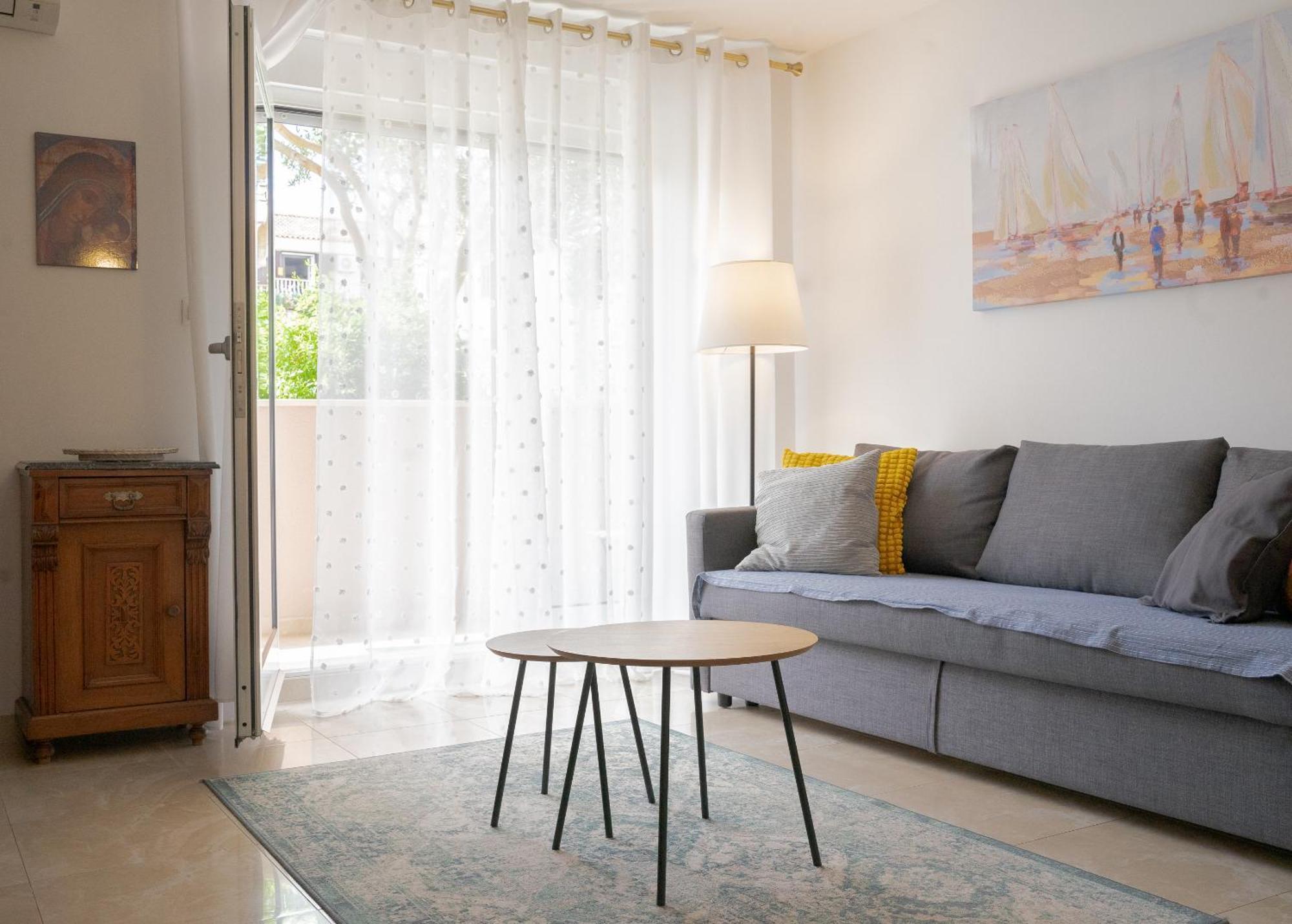 Apartment Zenta With Free Private Parking สปลิท ภายนอก รูปภาพ